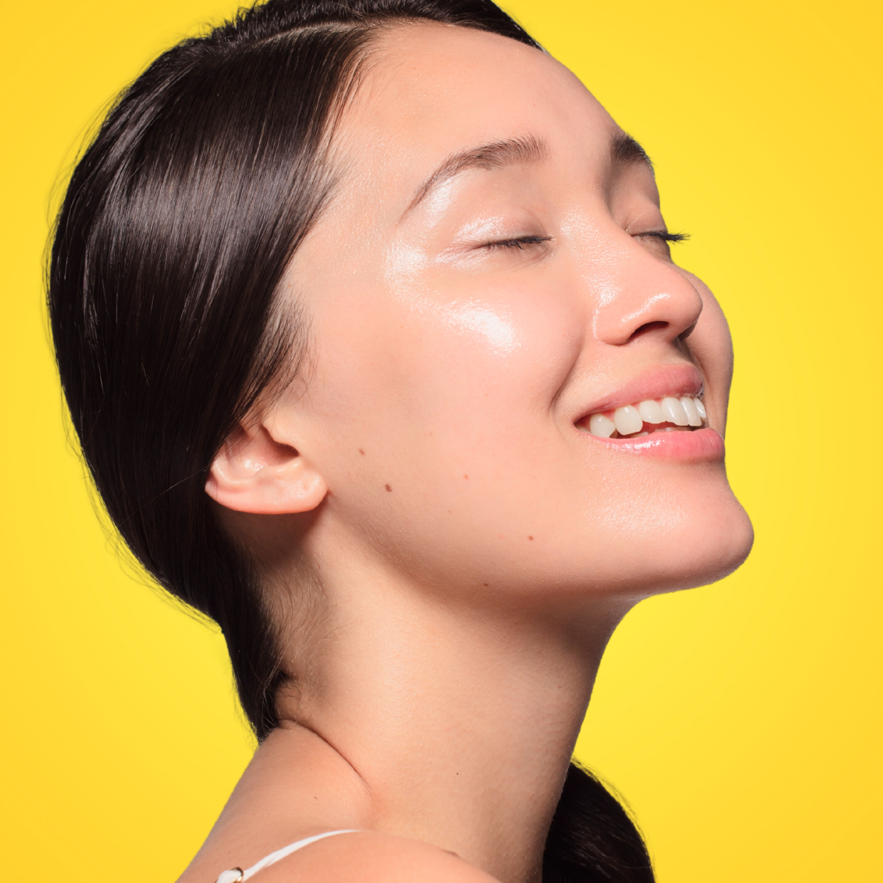 Medium Face Cream with Retinol - Vita C & Hyaluronic Acid