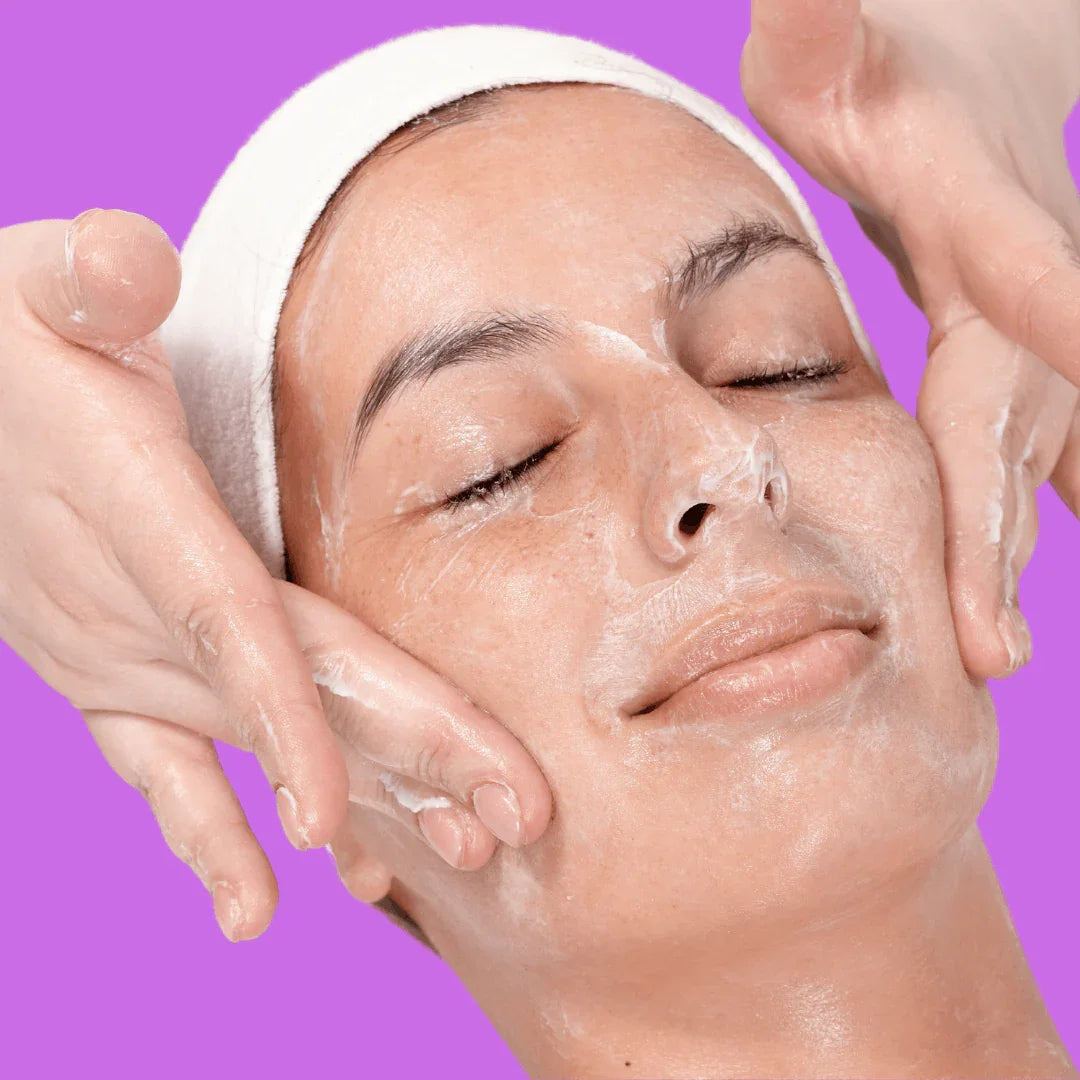 DEEP CLEANSING + EXFOLIATION + HYDRATING SERUMS & FACE MASSAGES.