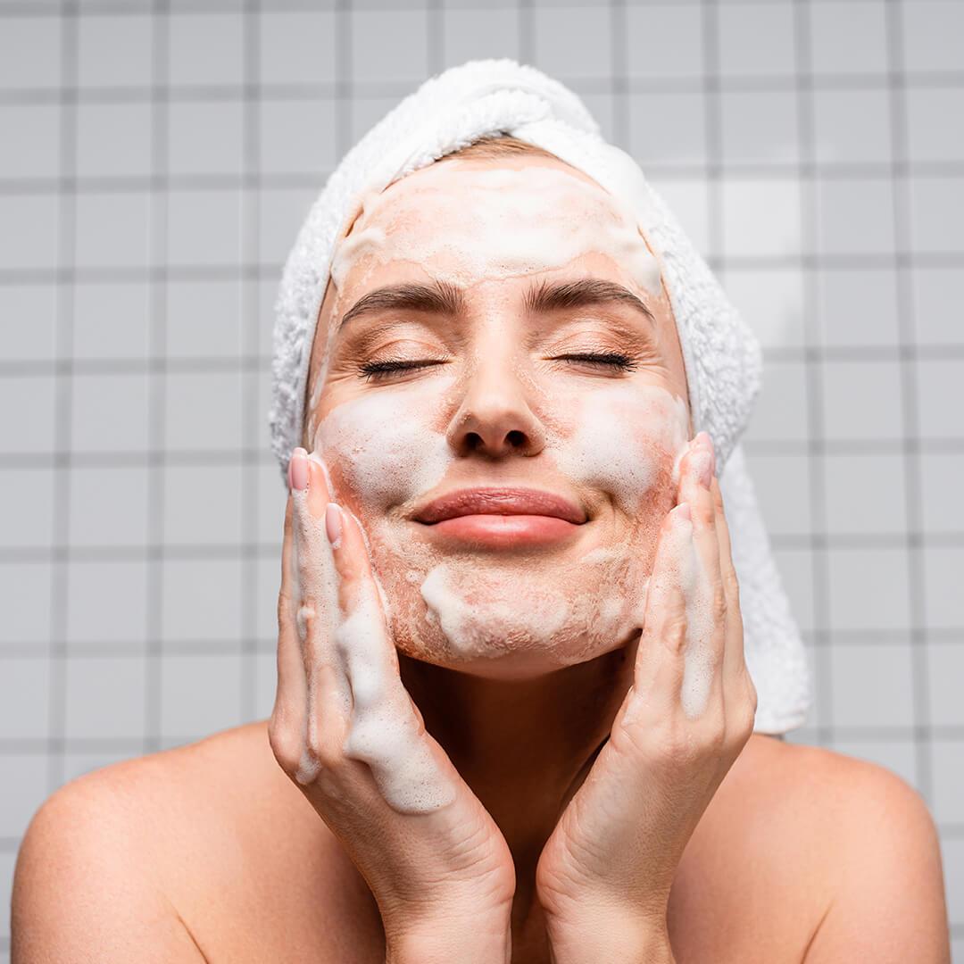 CLEANSERS & WASHES