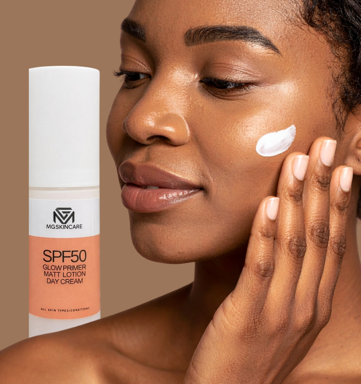SPF50 MATT LOTION SUITABLE FOR DARK SKIN TONES.