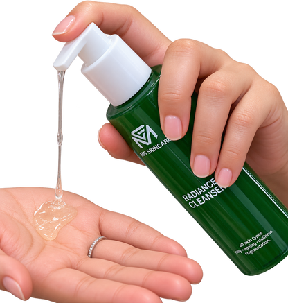 RADIANCE CLEANSER / FOAMING WASH
