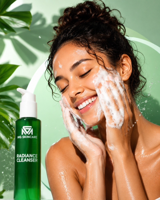 RADIANCE CLEANSER / FOAMING WASH