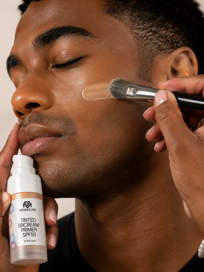 TINTED BB CREAM + PRIMER SPF50