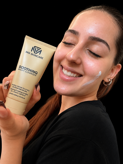 SOOTHING MILKY CLEANSER - FACE & EYES MAKEUP REMOVAL/CLEANSER