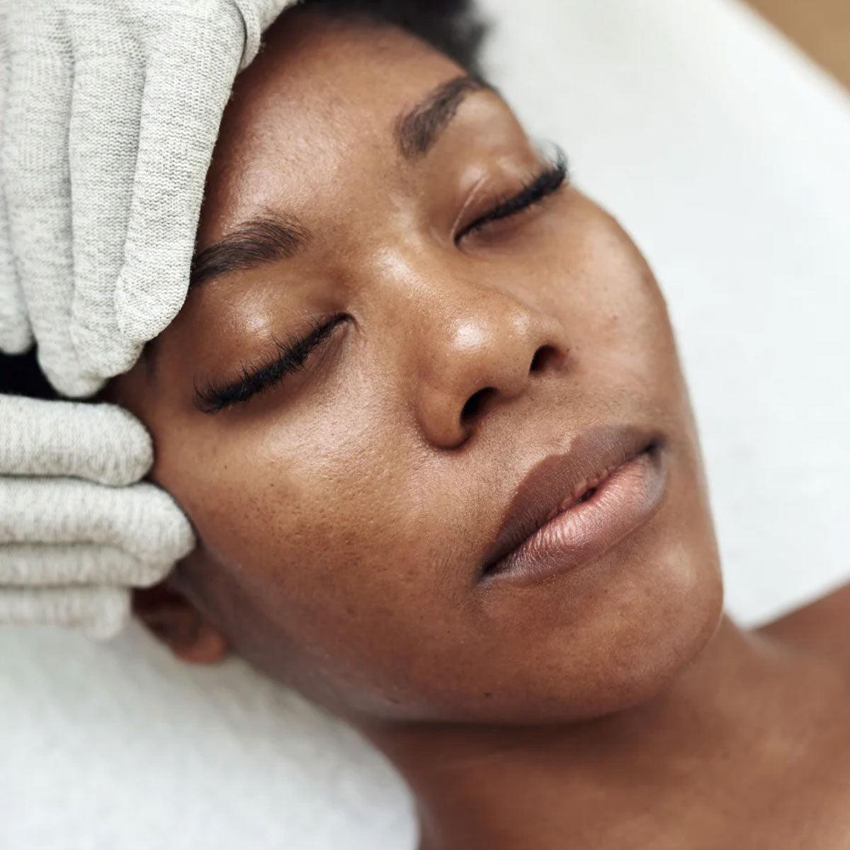 Facial - Micro Lifting Currency + Radio-Frequency - MG Skincare